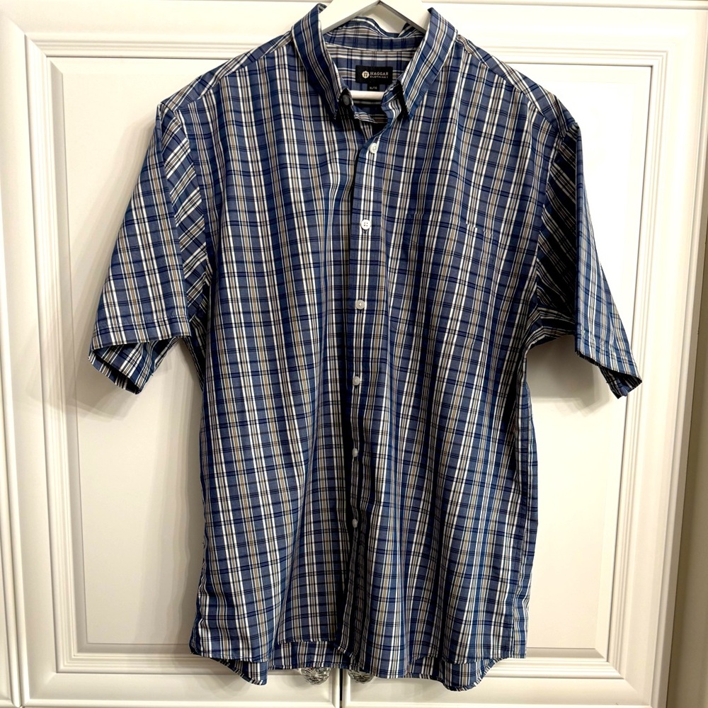 Men’s Haggar Size XL Casual Button Down Shirt and Collar w/Blue Plaid Design EUC